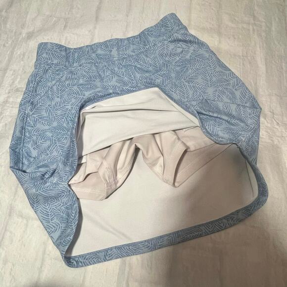 Peter Millar Golf Skort XS - Picture 3 of 4